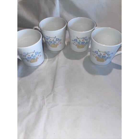 4 Corning Cups In The Country Cornflower Pattern, USA - Picture 1 of 5